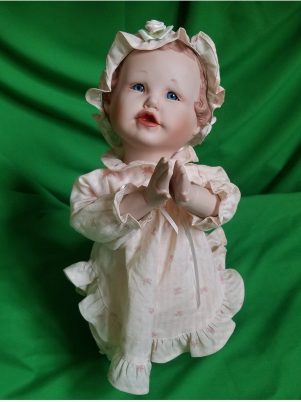 Praying Porcelain picture perfect babies Yolanda Bello by Ashton Drake. Emily
